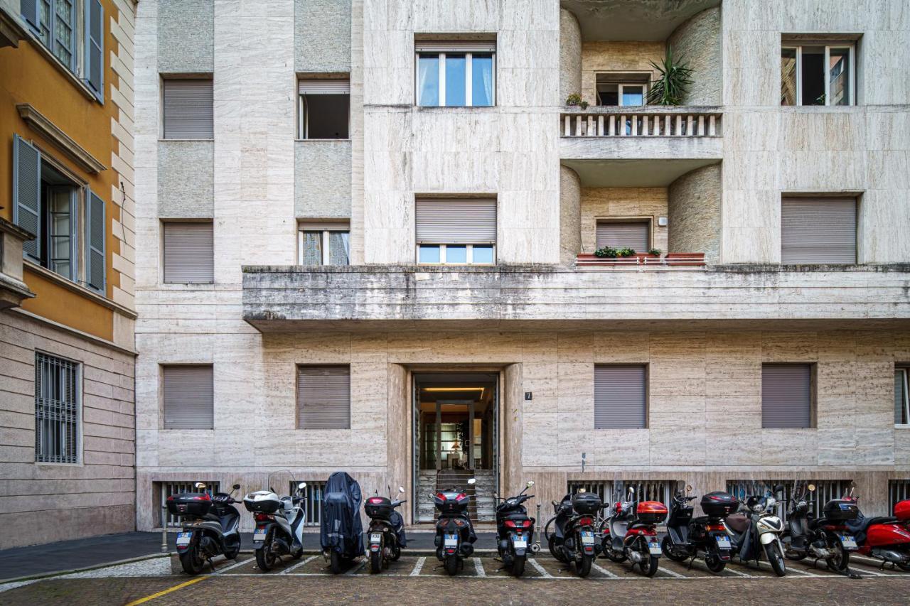 Accomodo Mib31 Bivano Centro Storico Milão Exterior foto