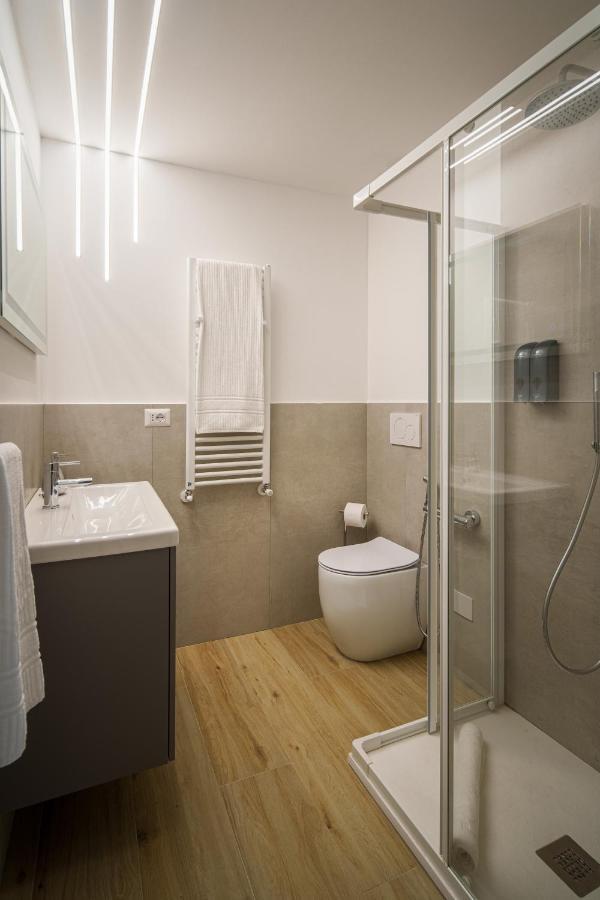 Accomodo Mib31 Bivano Centro Storico Milão Exterior foto